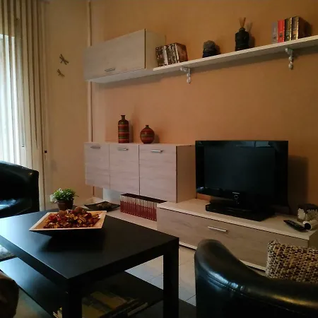 Cozy Near The Center 1-4 Pp Apartamento